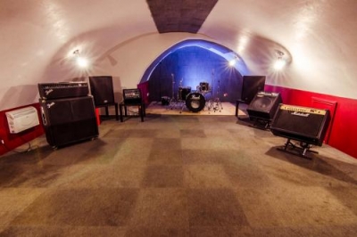 Music Rehearsal Rooms - West London - Fully Equipp